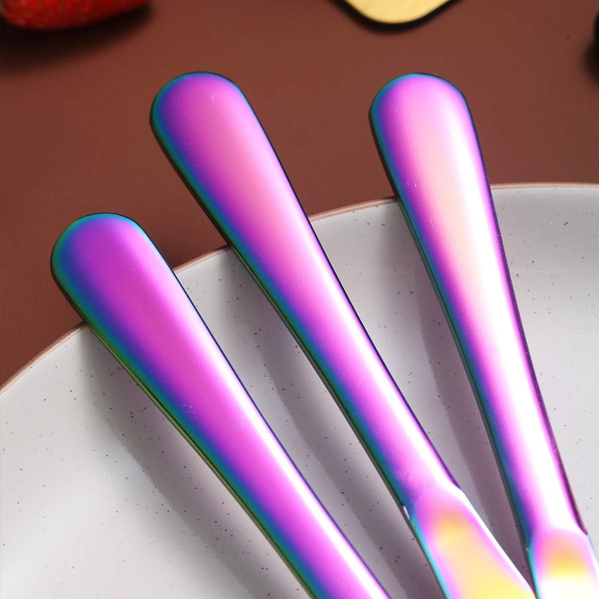 Set of 4 Rainbow Stainless Steel Dinner Knives with Titanium Plating - Colorful and Durable Table Cutlery, Dishwasher Safe