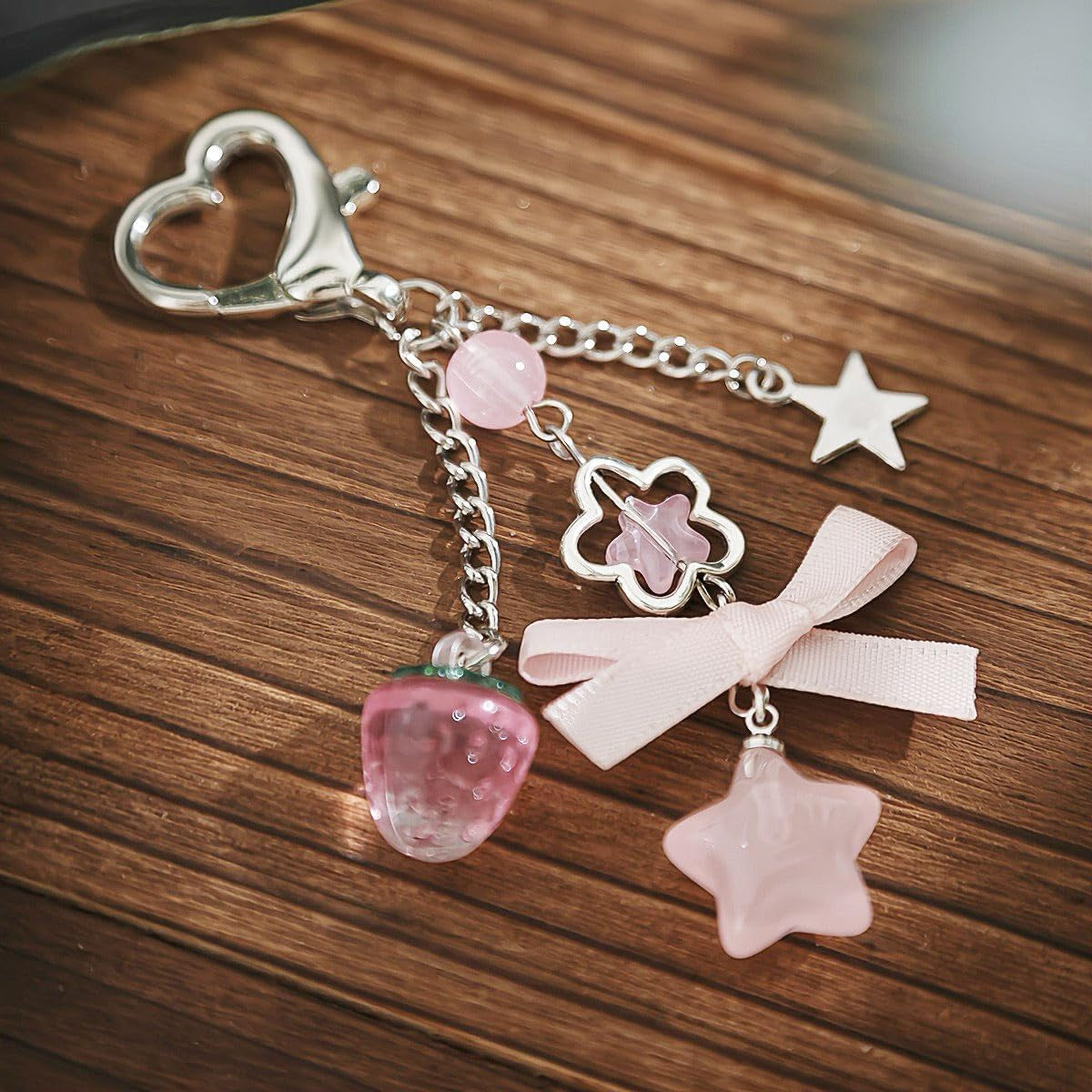 Cute Coquette Aesthetic Y2K Kawaii Keychain Strawberry Bow Star Pendants Keyrings Kawaii Accessories Keychain for Backpacks Purses Bags (Style 1)