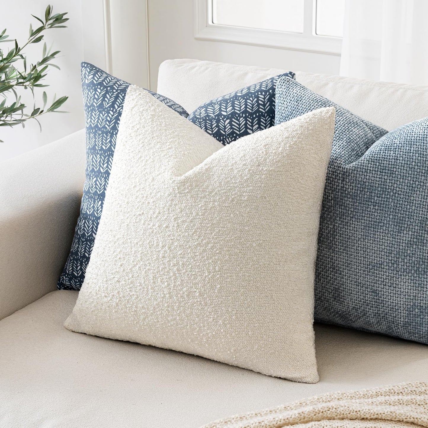18X18 Inch Decorative Pillow Covers for Couch Bed Set of 2 Textured Boucle Neutral Throw Pillows Christmas White Accent Solid Cushion Pillowcase Cozy Soft Sofa Livingroom Home Decor