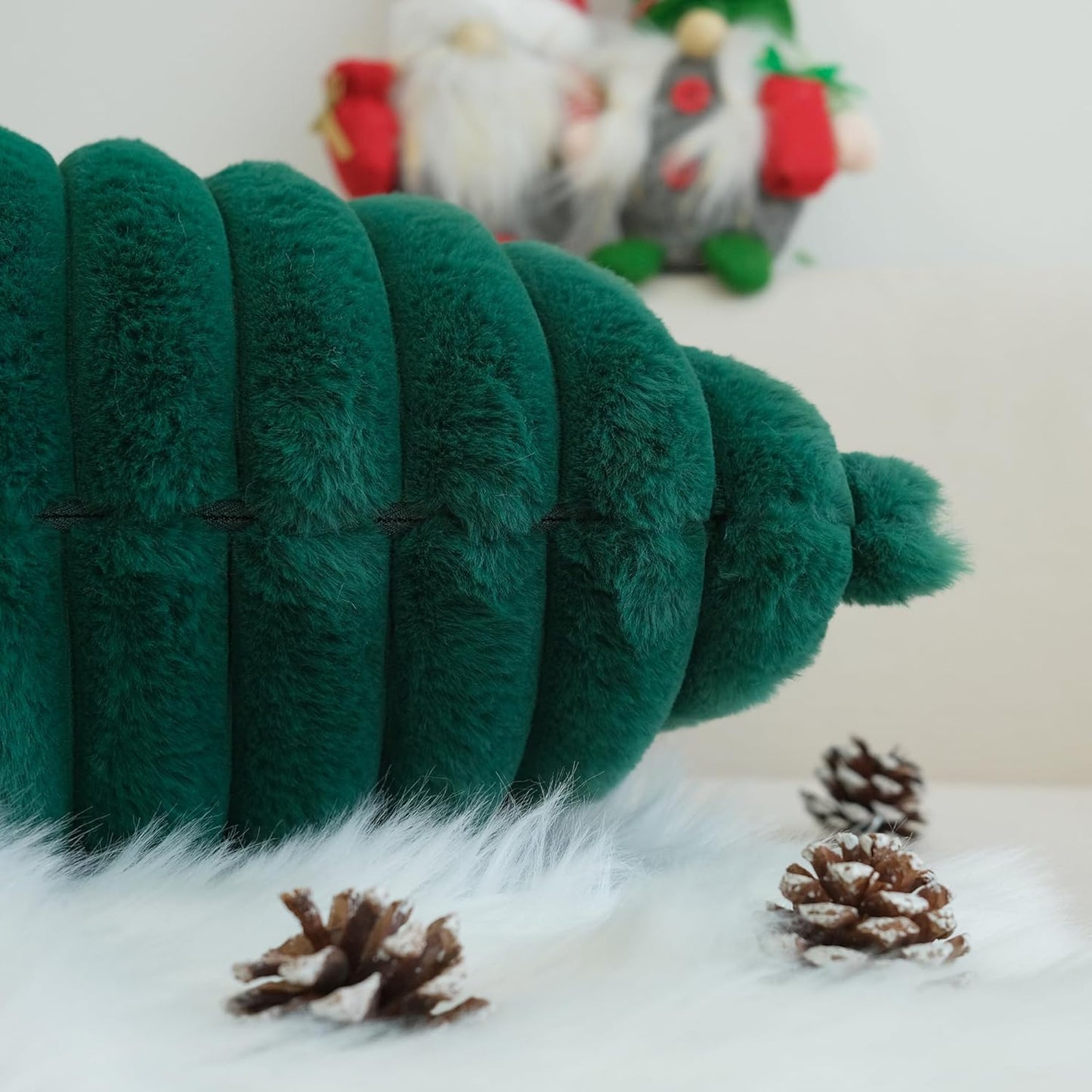 Pack of 2 Faux Fur Plush Decorative Throw Pillow Covers Couch Cushion Case Soft Pillowcases (Dark Green, 20 X 20-Inch)