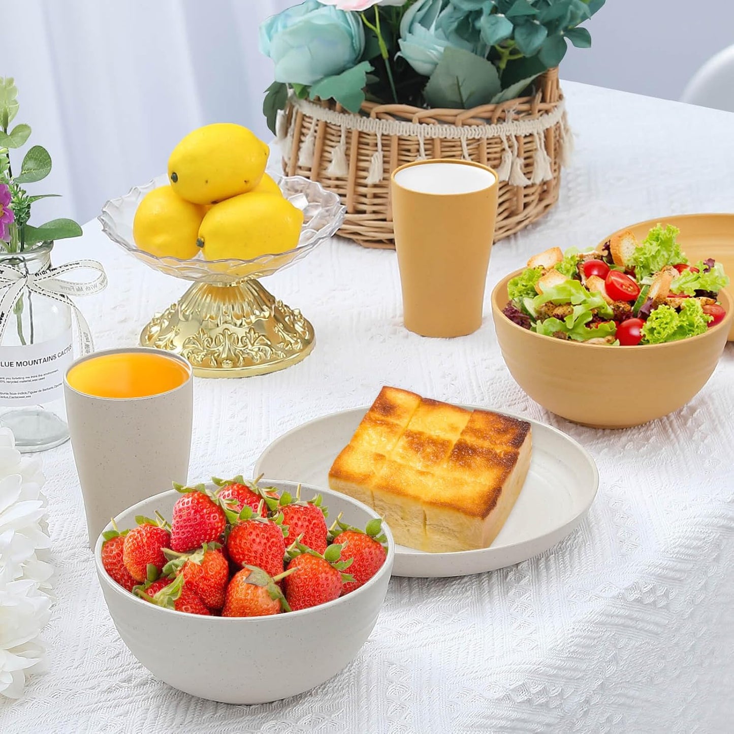 12-Piece Kids' Wheat Straw Dinnerware Set, Microwave-Safe Plates and Bowls for 4 (Black)
