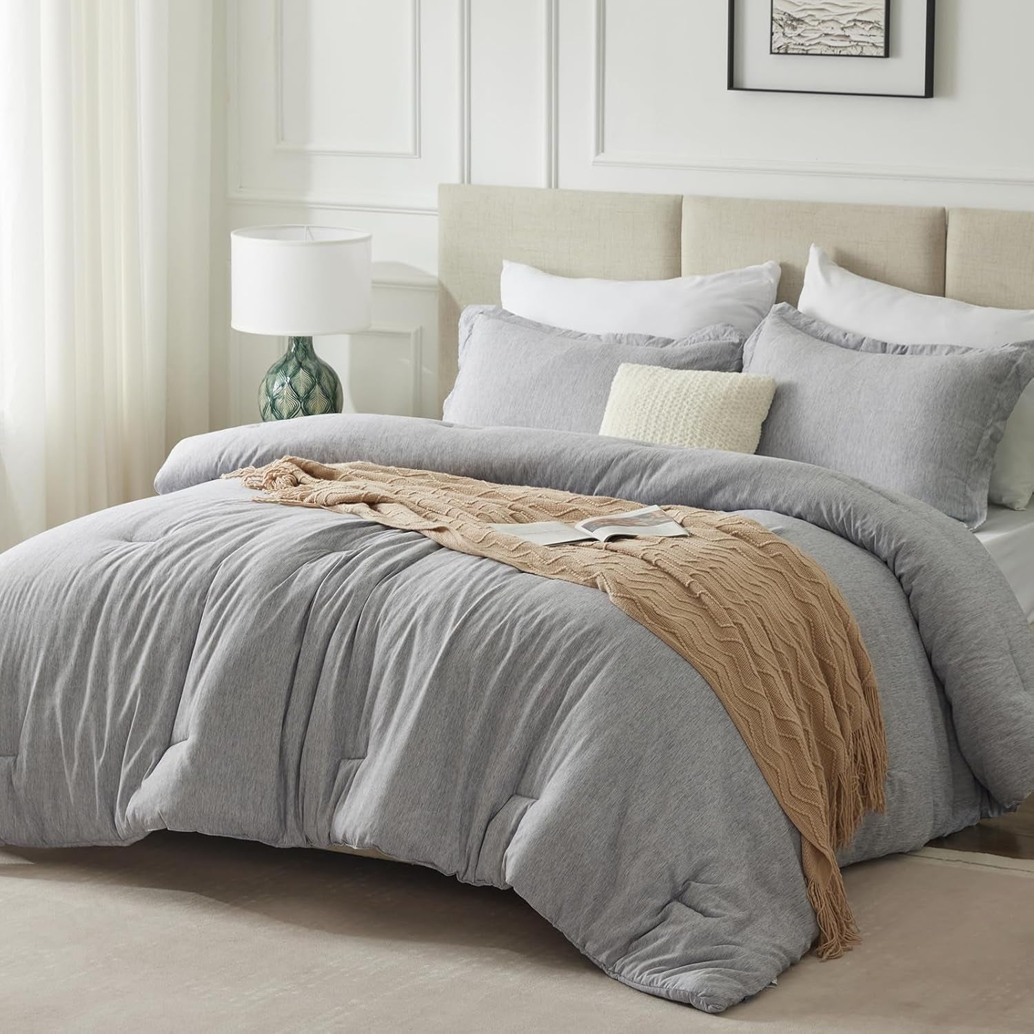 Queen Comforter Set - 3 Pieces Light Grey Soft Luxury Cationic Dyeing Queen Comforter for All Season, Light Gray Breathable Lightweight Fluffy Bedding Sets with 1 Comforter and 2 Pillow Shams