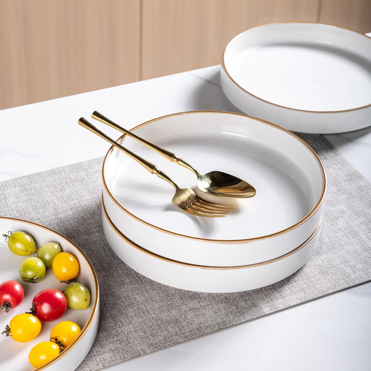 Large 9-Inch Ceramic Pasta Bowls Set of 4, 32 Oz Stoneware Serving Bowls for Kitchen, Versatile Wide Bowls for Fruit, Pasta, Salad, Oatmeal, Microwave Safe, Pearl White