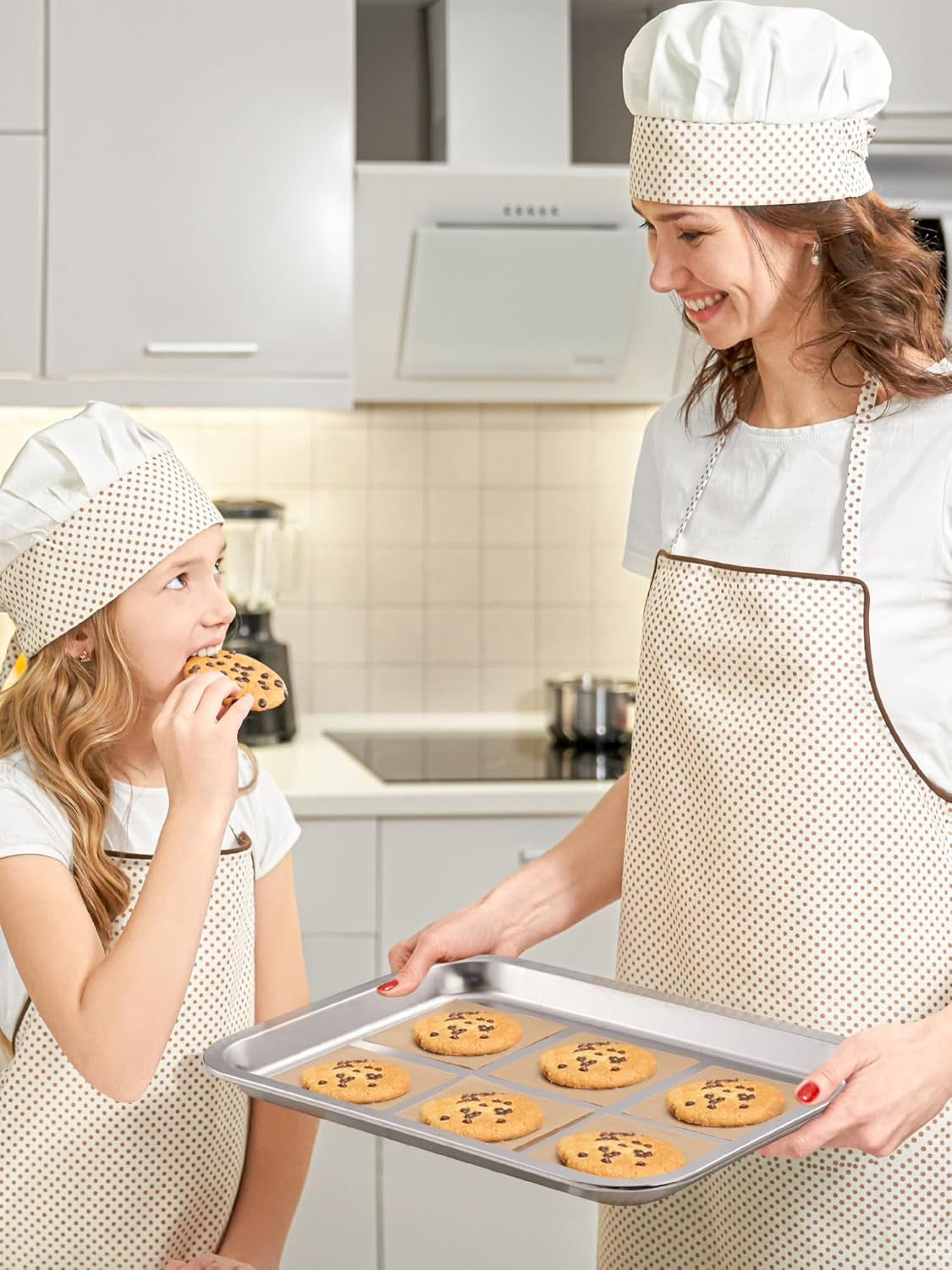 4X4 Inch Parchment Paper Sheets, 200Pcs Unbleached Parchment Paper for Baking, Non-Stick Precut Square Baking Paper, for Wrapping Candy Seprating Cup Cake Cookie and More