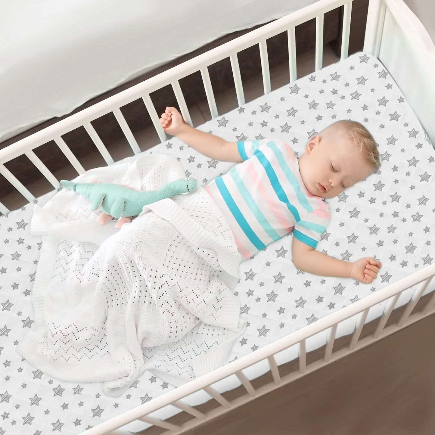 Crib Mattress Protector Waterproof, Quilted Crib Mattress Pad Cover 52" X 28" Extra Soft Breathable Toddler Bed Cover Stretch up to 8", White Star