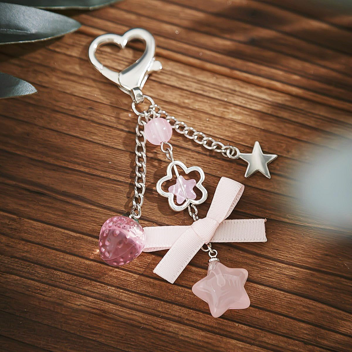 Cute Coquette Aesthetic Y2K Kawaii Keychain Strawberry Bow Star Pendants Keyrings Kawaii Accessories Keychain for Backpacks Purses Bags (Style 1)