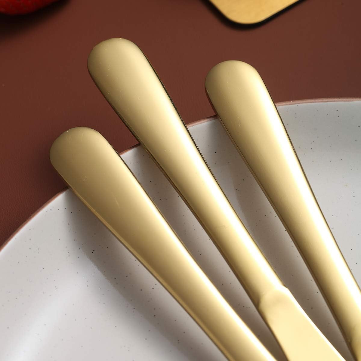 Set of 4 Gold Dinner Knives, Stainless Steel with Titanium Plating, Durable and Dishwasher Safe Butter Knife Spreaders