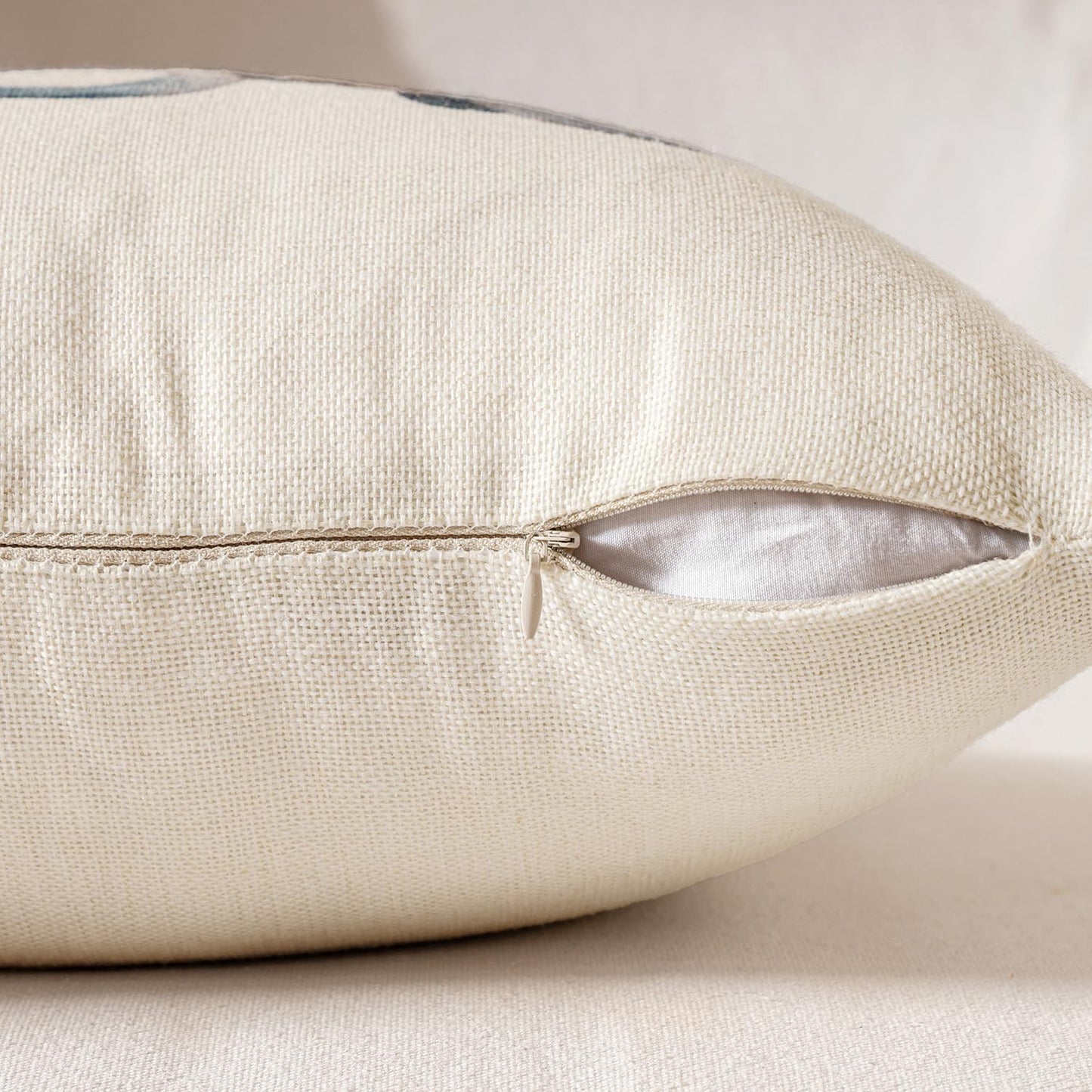 Fall White Pumpkin Throw Pillow Covers 18X18 Inch Thanksgiving Harvest Decorations Cushion Cases for Autumn Sofa Couch Set of 4