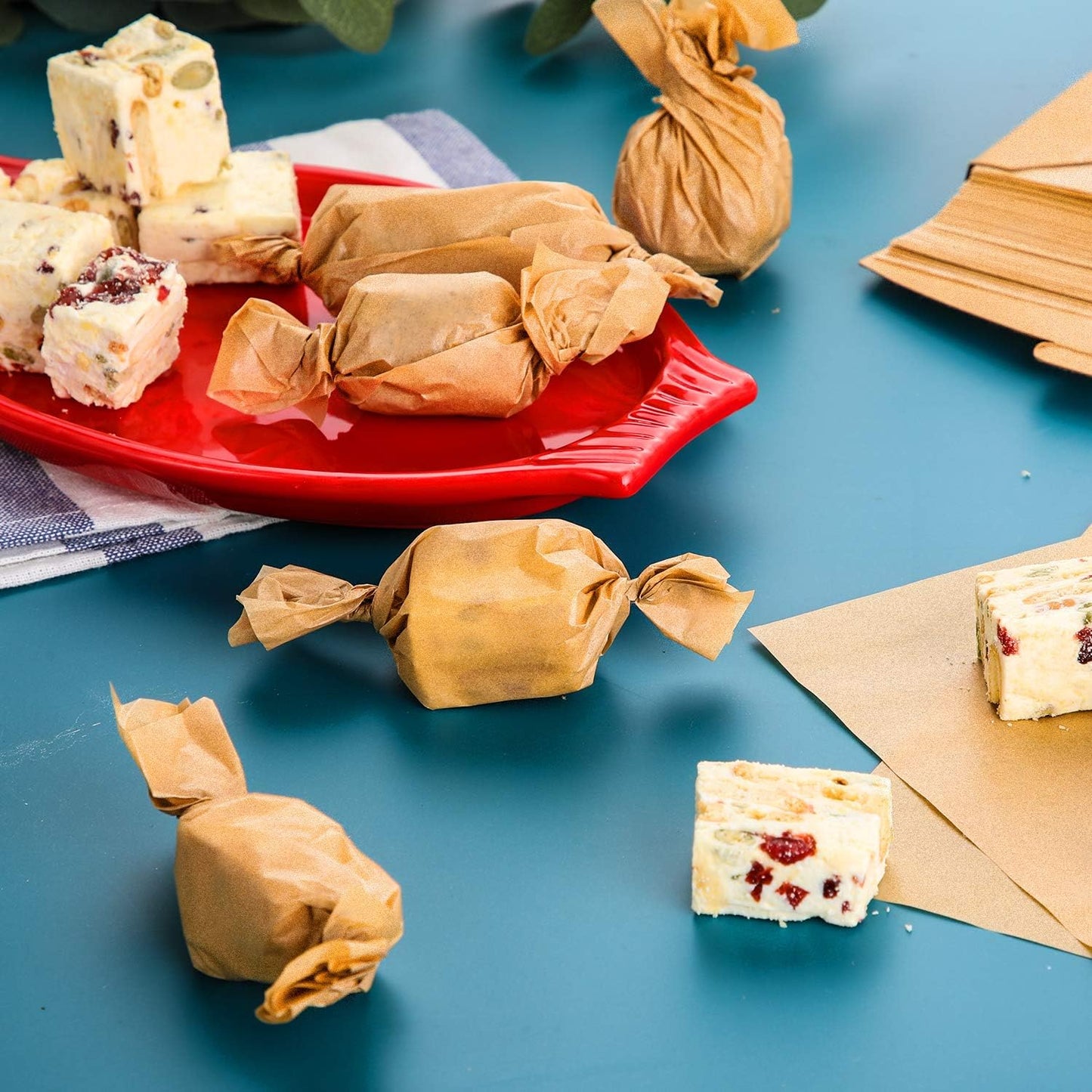 200 Count Unbleached Parchment Paper Squares 6" X 6", Non-Stick Wax Paper Sheets for Separate Burgers, Cookies & Other Foods When Storing, Freezing