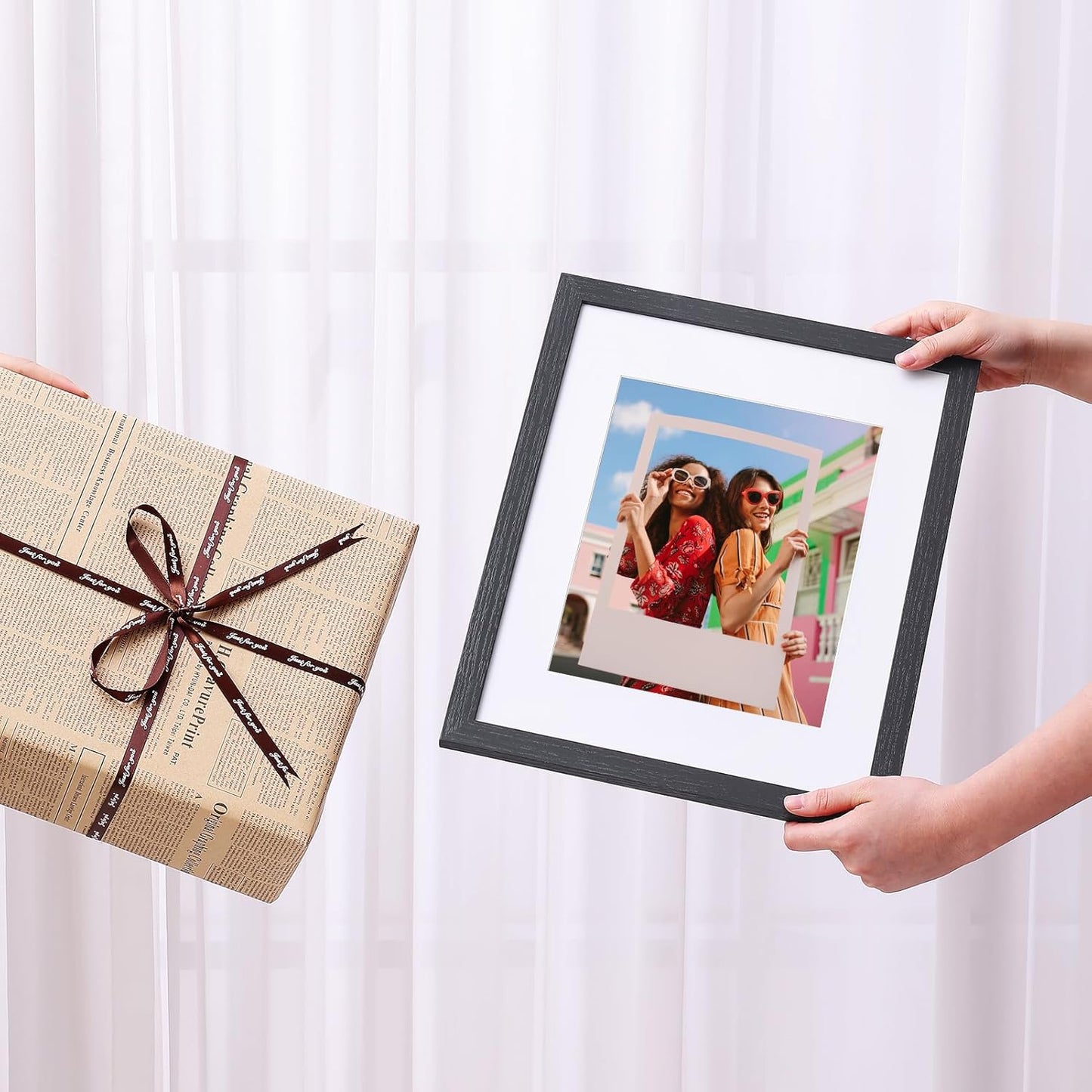 11X14 Picture Frame, Display Pictures 8X10 with Mat or 11X14 without Mat, Photo Frame for Wall Mounting, Black, 1 Pack