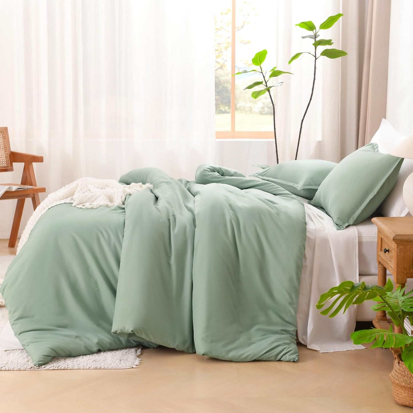 King Size Comforter Set Sage Green, 3 Pieces Lightweight Solid Comforter King Size, All Season Fluffy down Alternative Comforter Bed Set Quilt Blanket