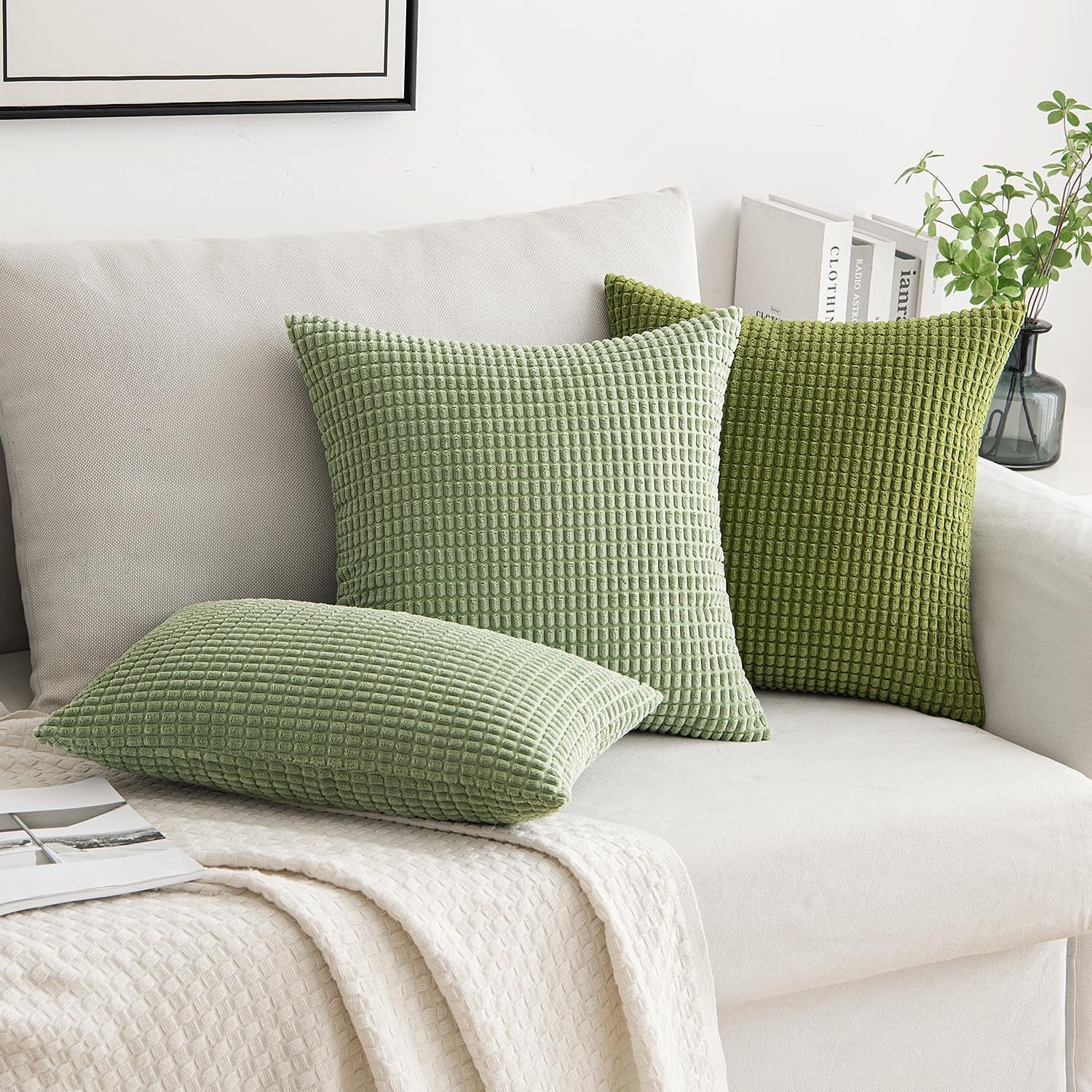 Pack of 2 Pillow Covers 18X18 Inch Granules Soft Corduroy Decorative Throw Pillow Covers for Couch Cushion Sofa Bedroom Living Room, Light Green