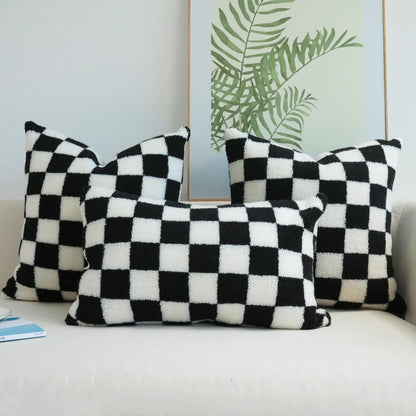 Decorative Throw Pillow Covers Luxury Style Checkerboard Pattern Cushion Case Super Soft Faux Fur Wool Pillowcases for Couch Bedroom Pack of 2 (Black, 18 X 18-Inch)
