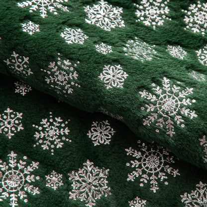 Christmas Dark Green Throw Pillow Covers Set of 2 Snowflakes Decorative Winter Couch Pillowcases 18×18 Inch Soft Plush Faux Fur Farmhouse Home Holiday Festival Decors for Sofa Living Room Bed