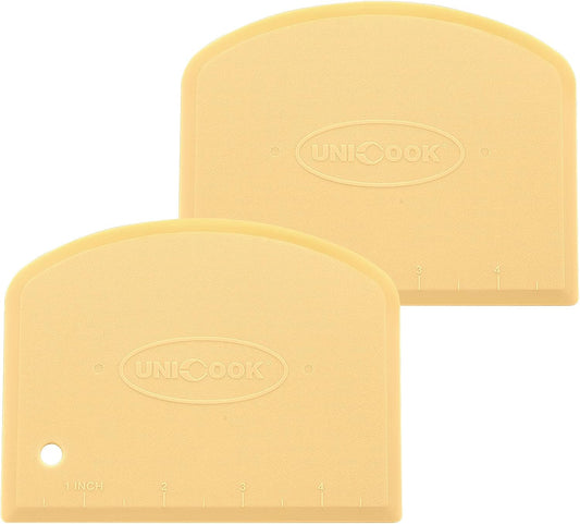 Dough Scraper, Flexible Bowl Scraper, Pastry Cutter with Measuring Scale, Nonslip Pizza Chopper, Multipurpose Baking Tool for Pizza/Dough/Cake, Easy to Clean, 2 Pack