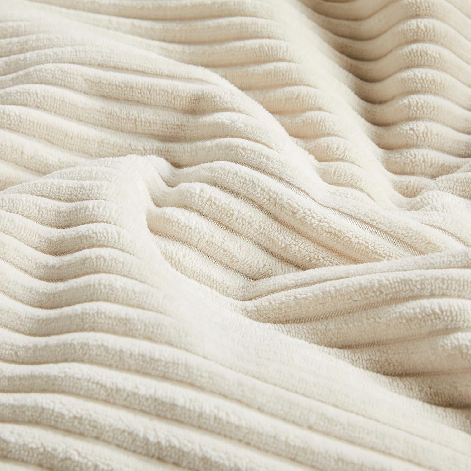 4 Packs Boho Cream Decorative Throw Pillow Covers 18X18 Inch for Living Room Couch Bed Sofa, Rustic Farmhouse Home Decor, Soft Cross Corduroy Patchwork Textured Square Cushion Case 45X45 Cm