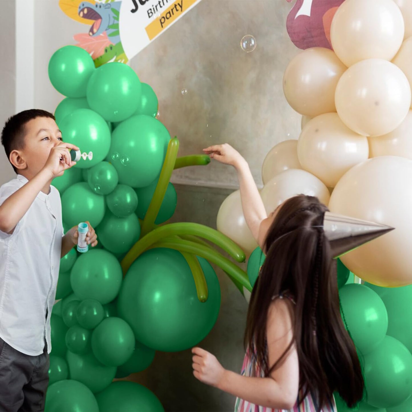 Green Balloons 145 Pcs Dark Green Safari Party Decorations Different Sizes of 18 12 10 5 Inch Emerald Green Balloons for Balloon Garland Balloon Arch as Wedding Birthday Party Decorations