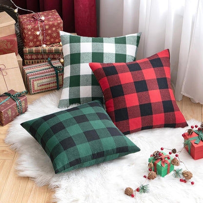 Pack of 2 Christmas Buffalo Check Plaids Porch Throw Pillow Covers Classic Retro Linen Farmhouse Cushion Case Soft Pillowcases for Home Decor Sofa Bedroom Couch 18 X 18 Inch Green and Black