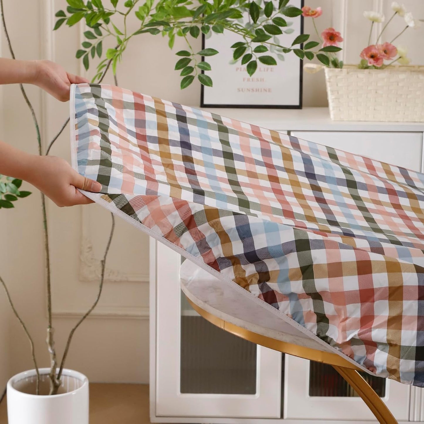 Round Vinyl Fitted Tablecloth with Flannel Backing Elastic Edge Design Table Cover Waterproof Oil-Proof PVC Table Cloth Stain-Resistant Best for 32"-36" Round