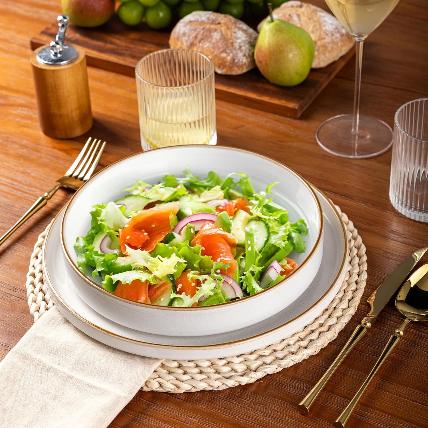 Large 9-Inch Ceramic Pasta Bowls Set of 4, 32 Oz Stoneware Serving Bowls for Kitchen, Versatile Wide Bowls for Fruit, Pasta, Salad, Oatmeal, Microwave Safe, Pearl White