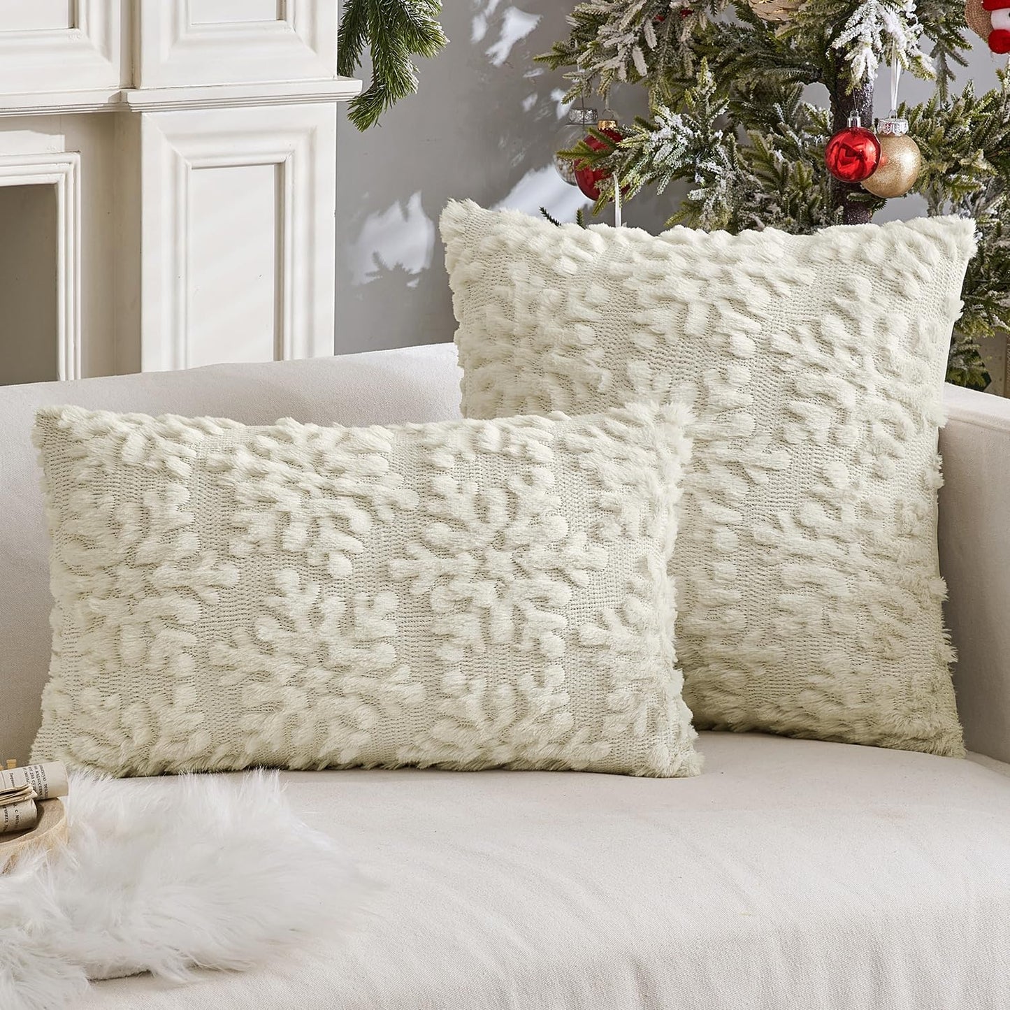 Christmas Cream White Throw Pillow Covers Snowflakes Decorative 18×18 Inch Faux Wool Winter Festival Couch Pillow Covers Set of 2 Farmhouse Holiday Home Decors for Sofa Livingroom Bed