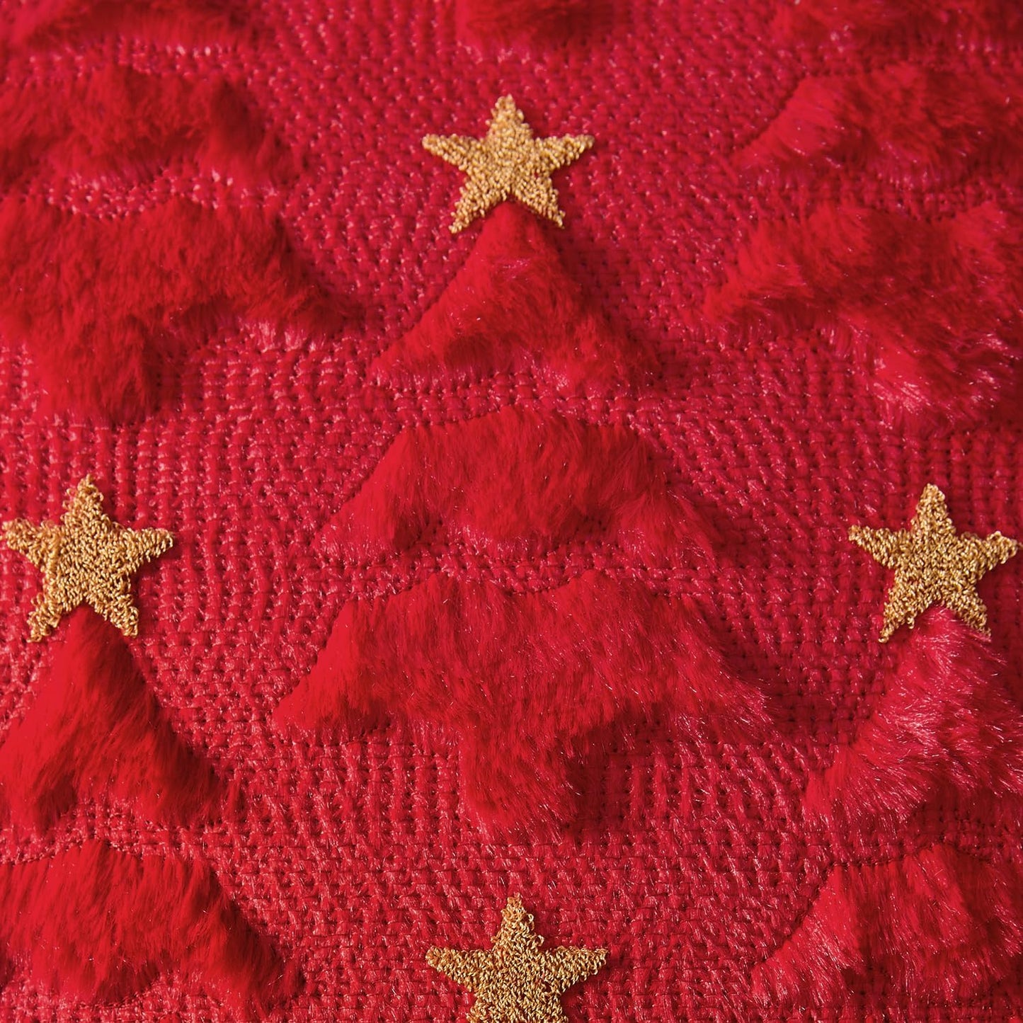 Christmas Pillow Covers 18X18 Inch Set of 2, Red Christmas Tree Plush Faux Fur Pillowcases Soft Decorative Throw Pillow Cases for Couch Sofa Living Room Winter Xmas Holiday Home Decor