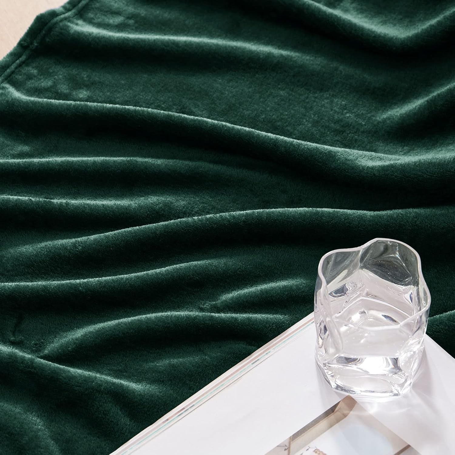 Extra Large Forest Green Fleece Throw Blanket - 300GSM Super Soft and Warm, Cozy and Lightweight for All Season Use, 50x70 Inches