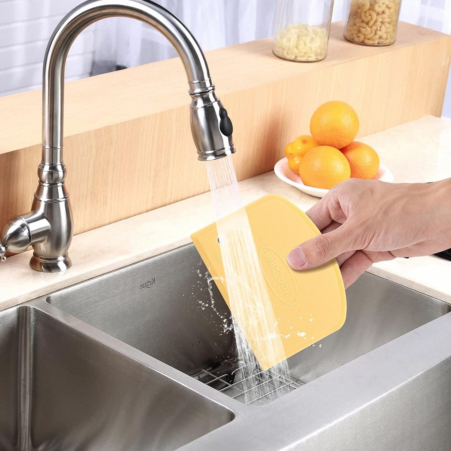 Dough Scraper, Flexible Bowl Scraper, Pastry Cutter with Measuring Scale, Nonslip Pizza Chopper, Multipurpose Baking Tool for Pizza/Dough/Cake, Easy to Clean, 2 Pack