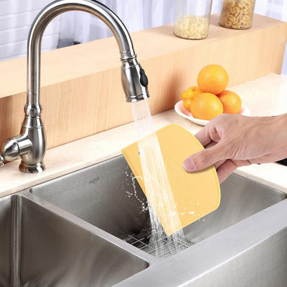 Dough Scraper, Flexible Bowl Scraper, Pastry Cutter with Measuring Scale, Nonslip Pizza Chopper, Multipurpose Baking Tool for Pizza/Dough/Cake, Easy to Clean, 2 Pack