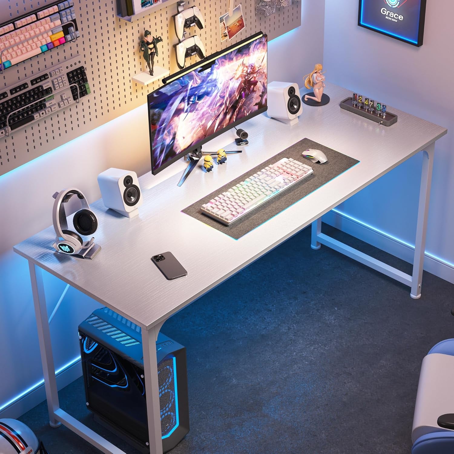 55-Inch Modern Home Office Desk with Sturdy Metal Frame and Ample Legroom for Gaming and Writing
