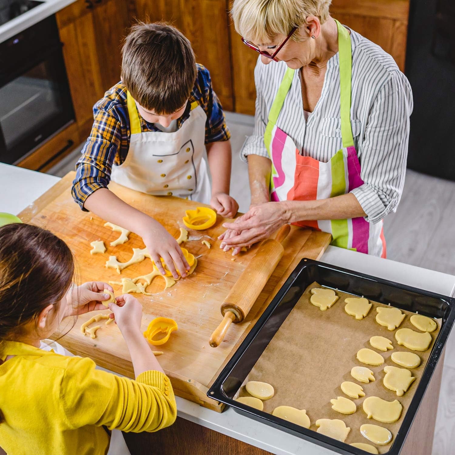 200 PCS Parchment Paper Baking Sheets 9X13 IN, Precut Non-Stick Parchment Paper for Baking, Cooking, Grilling, Frying and Steaming - Unbleached, Fit for Quarter Sheet Pans