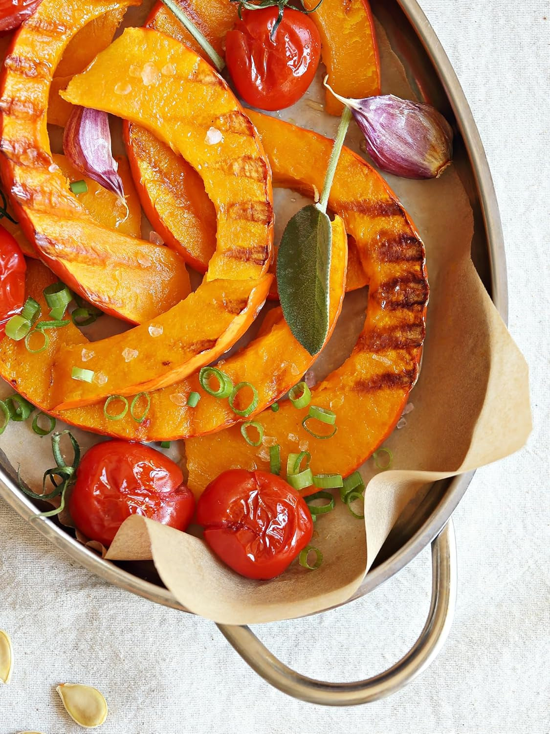 50 Pcs Parchment Paper Baking Sheets, 12X16 Inches Non-Stick Precut Baking Parchment, for Baking Grilling Air Fryer Steaming Bread Cup Cake Cookie and More (Unbleached)