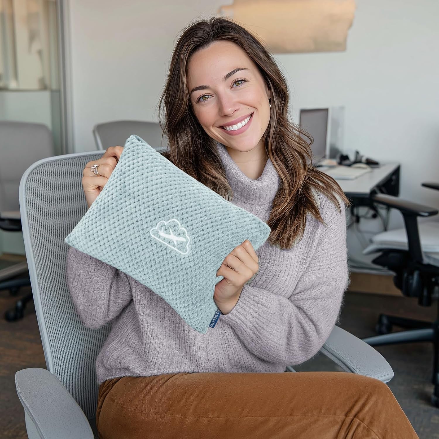 Travel Blanket with Bag, Ultra-Soft Jacquard Fleece Blanket with Luggage Sleeve & Backpack Clip, Airplane Blanket Travel Essentials, Blue