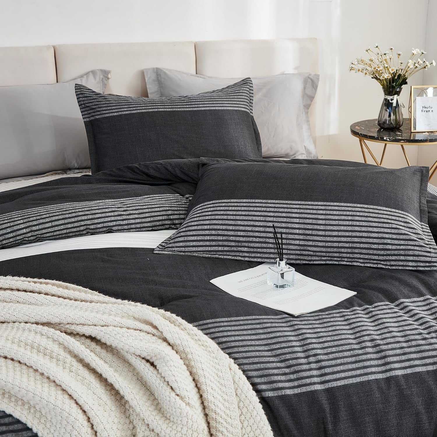 Full Size Comforter Sets Black White Grey - 3 Pieces Lightweight Bedding Set, All Season down Alternative Comforter (1 Comforter, 2 Pillowcases)