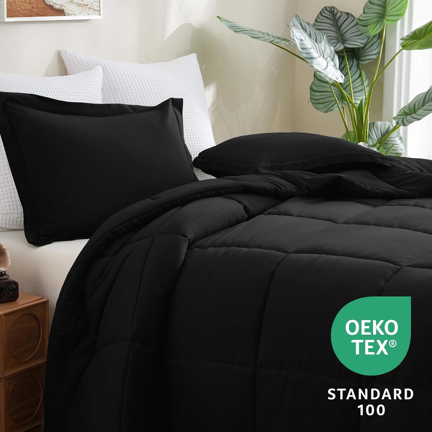 Queen Comforter Set Black - 3 Pieces Box Stitched Comforters Queen Size, Soft Bed Set for All Seasons, Lightweight Bedding Sets with 1 down Alternative Comforter and 2 Pillow Shams
