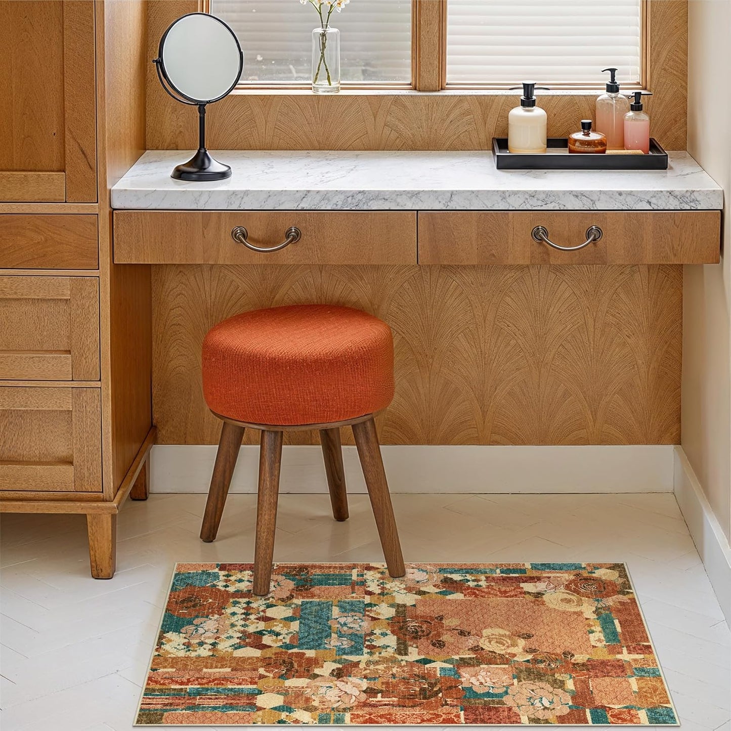 Area Rug 2X3 Doormat, Machine Washable Low Pile Rugs, Small Floral Patchwork Retro Chenille Entryway Mat for Entrance, Hallway, Kitchen and Corridor, Rose Red