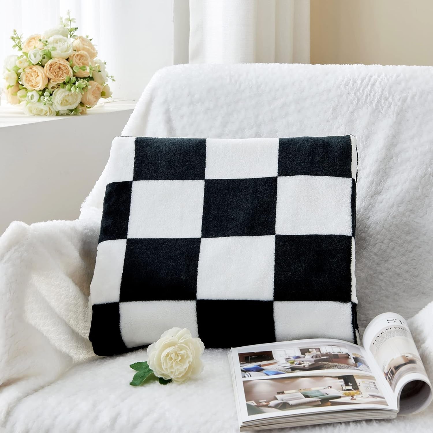 2 Pieces Fleece Blankets (Black, Solid & Checekered, 50"X60"), Luxury Plush Cozy Fuzzy Blankets