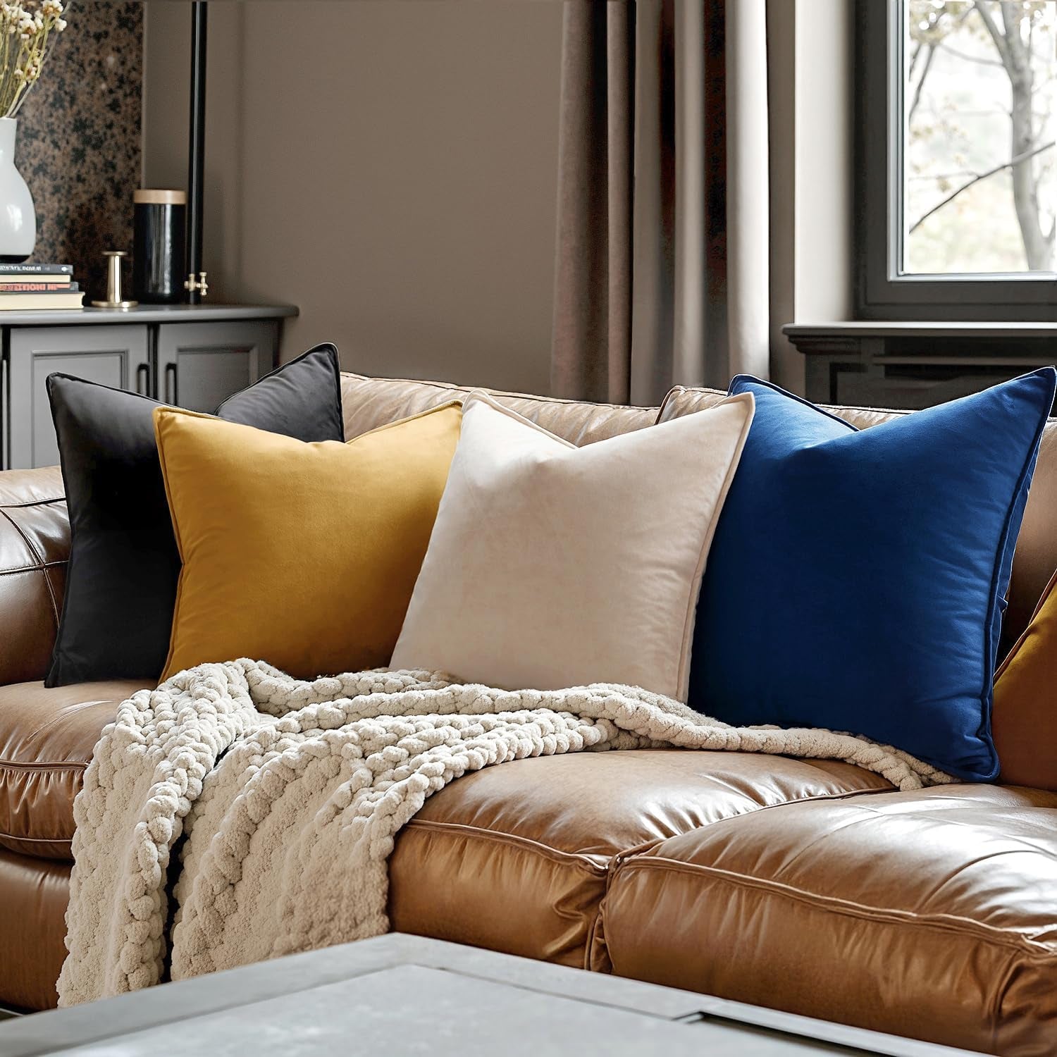 Pack of 2 Navy Blue Decorative Velvet Throw Pillow Cover Soft Pillow Cover Soild Square Cushion Case for Sofa Bedroom Car 18X 18 Inch 45X 45Cm