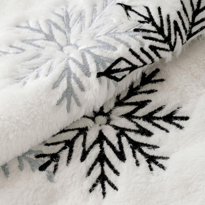 Pack of 2 Christmas Decorative Throw Pillow Covers Soft Faux Fur Pillow Cases with Embroidery Snowflake Winter Cute Pillowcases Holiday Decor for Couch Sofa Bedroom, 18×18 Inch, Black