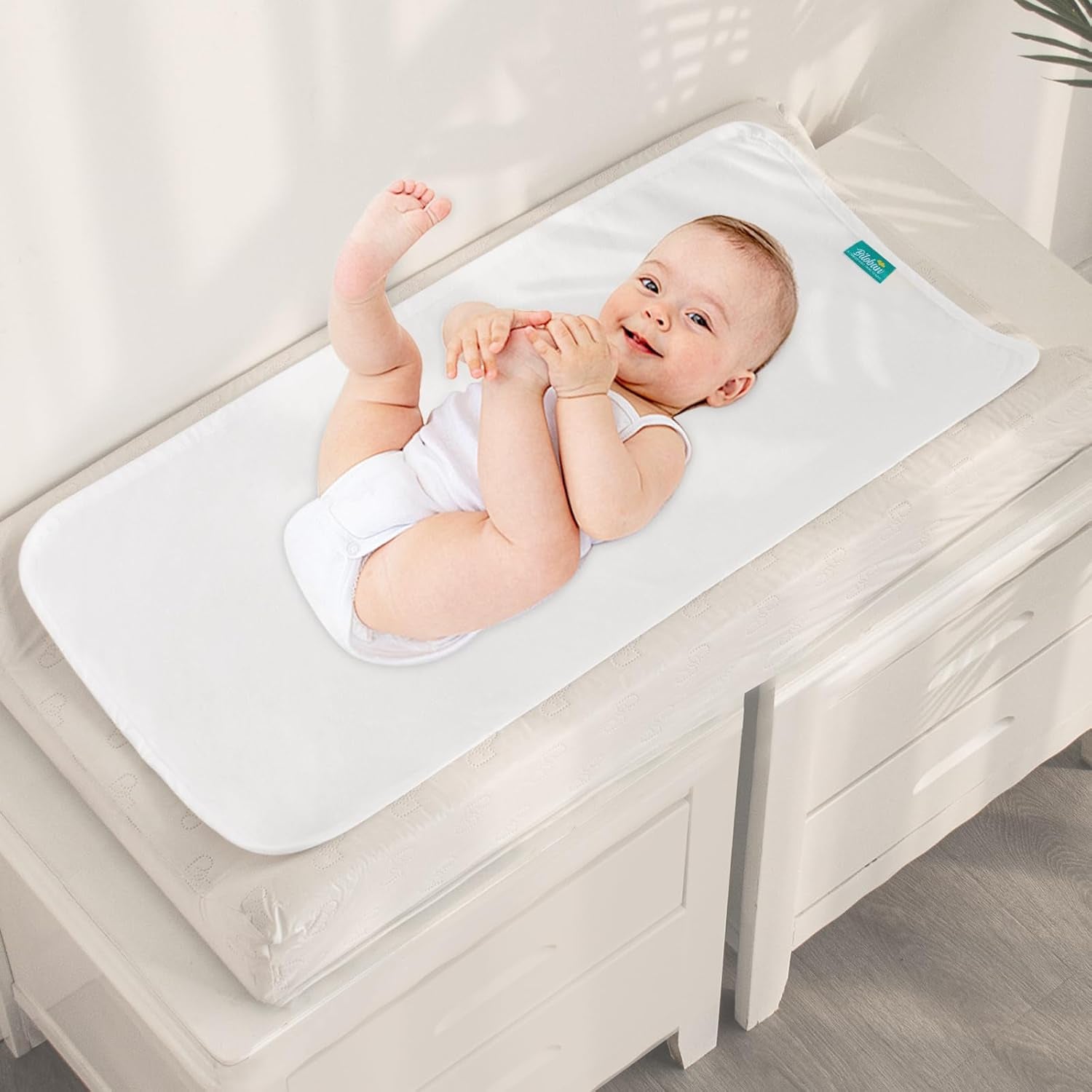 Changing Pad Liner 5 Count Waterproof Baby Diaper Changing Pad Cover 28" X 15" Larger Cotton Flannel Absorbent & Skin-Friendly Portable Changing Pad Liners (Solid Improved Thickness)