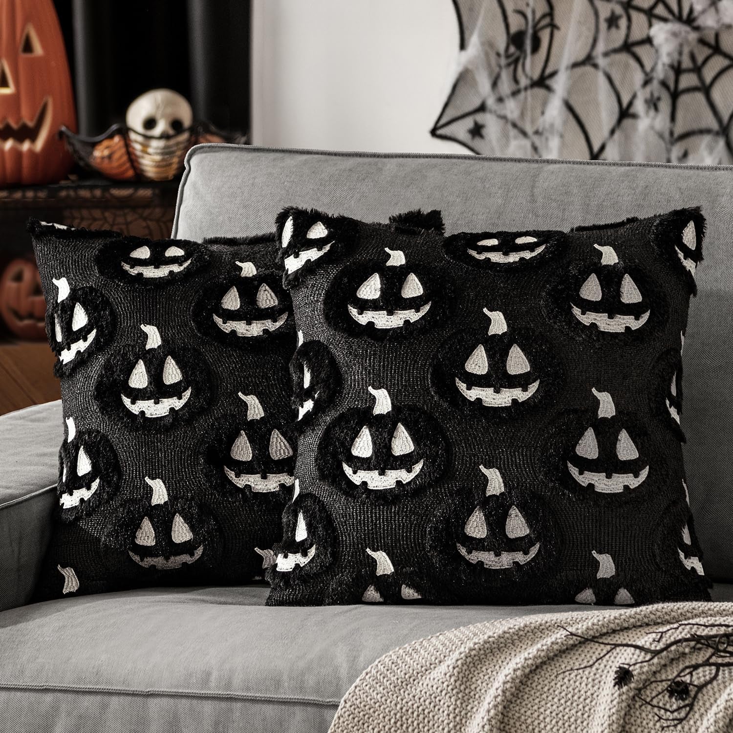 Fall Halloween Throw Pillow Covers 18X18 Decorative Pumpkin Pattern Pillowcases Soft Plush Faux Wool Cushions for Home Patio Sofa Couch,Black