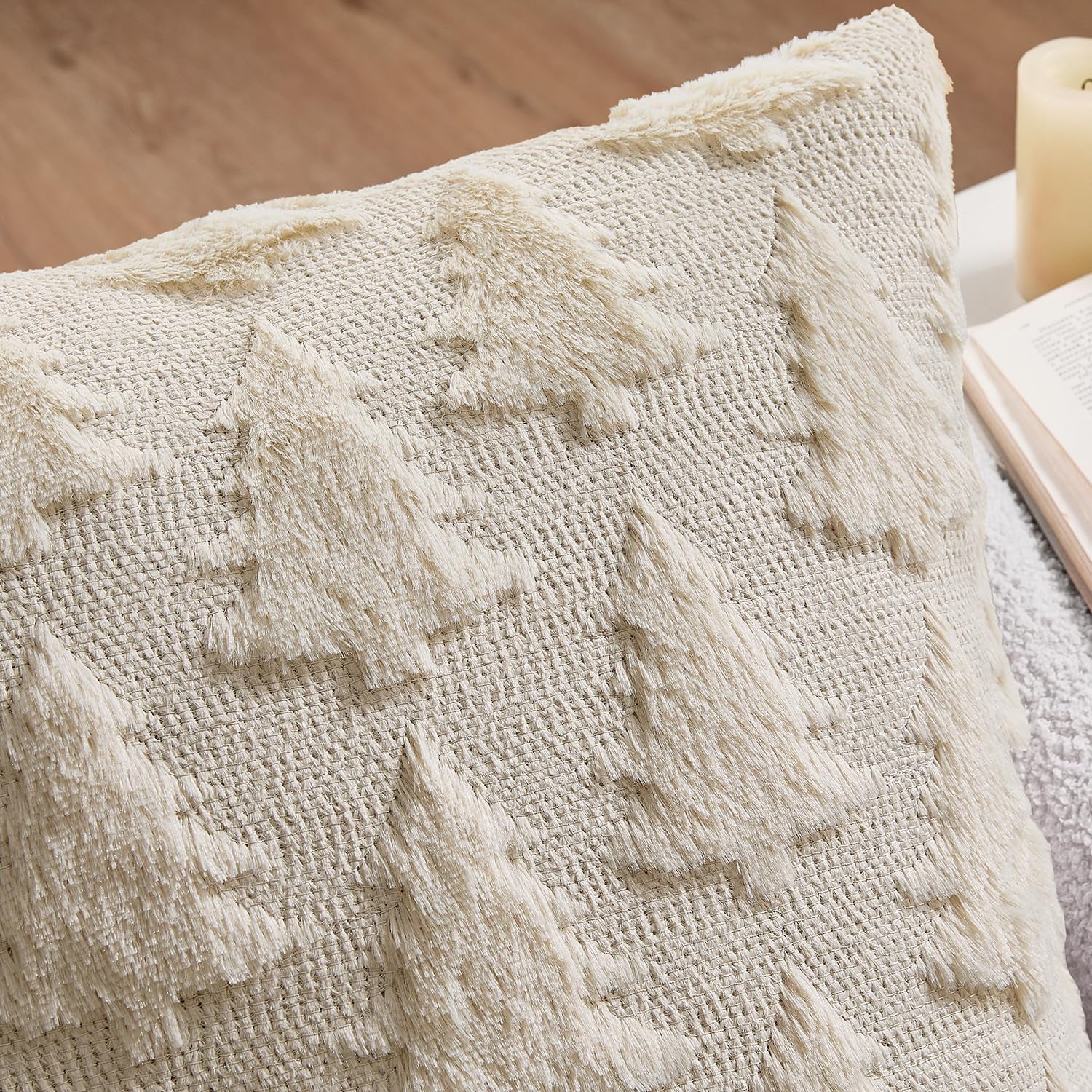 Christmas Throw Pillow Covers Beige Christmas Decorations Set of 2 Xmas Tree 18X18 Pillow Covers Soft Plush Faux Wool Pillowcases Holiday Festivals Winter Home Decor Sofa Couch Bed Porch