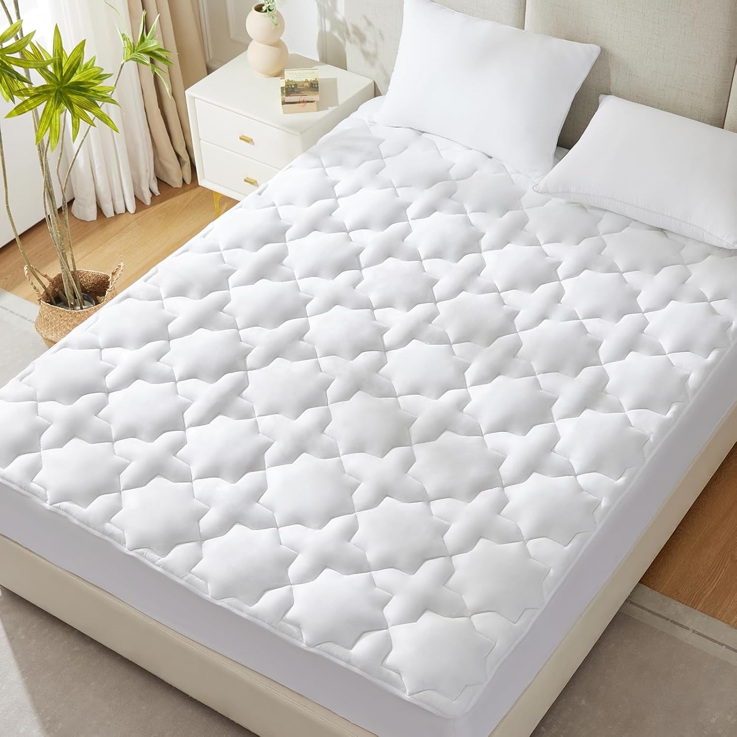 Twin XL Cotton Mattress Pad Deep Pocket Quilted Mattress Cover Extra Long for College Dorm Pillowtop Mattress Protector up to 20", Fitted Sheet Mattress Cover, 39X80 Inches, White
