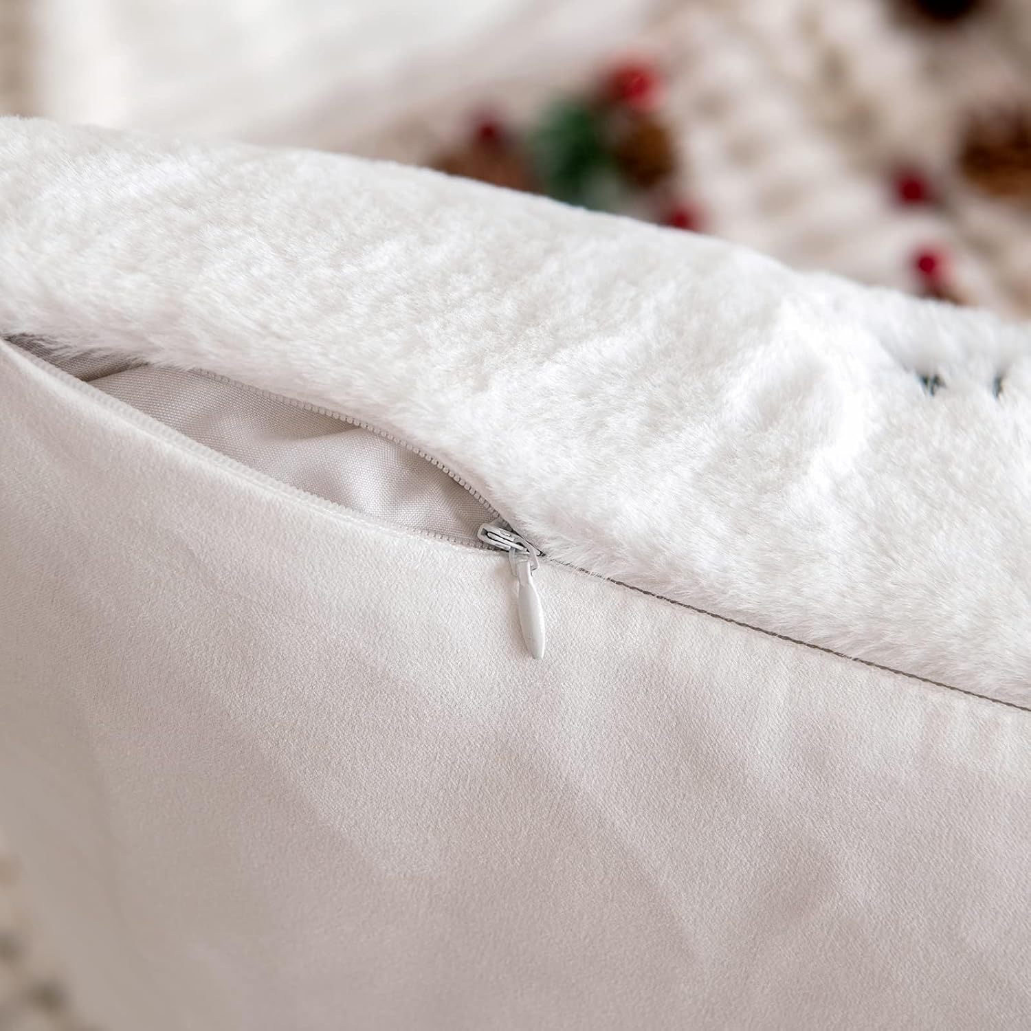 Pack of 2 Christmas Decorative Throw Pillow Covers Soft Faux Fur Pillow Cases with Embroidery Snowflake Winter Cute Pillowcases Holiday Decor for Couch Sofa Bedroom, 16×16 Inch, Green