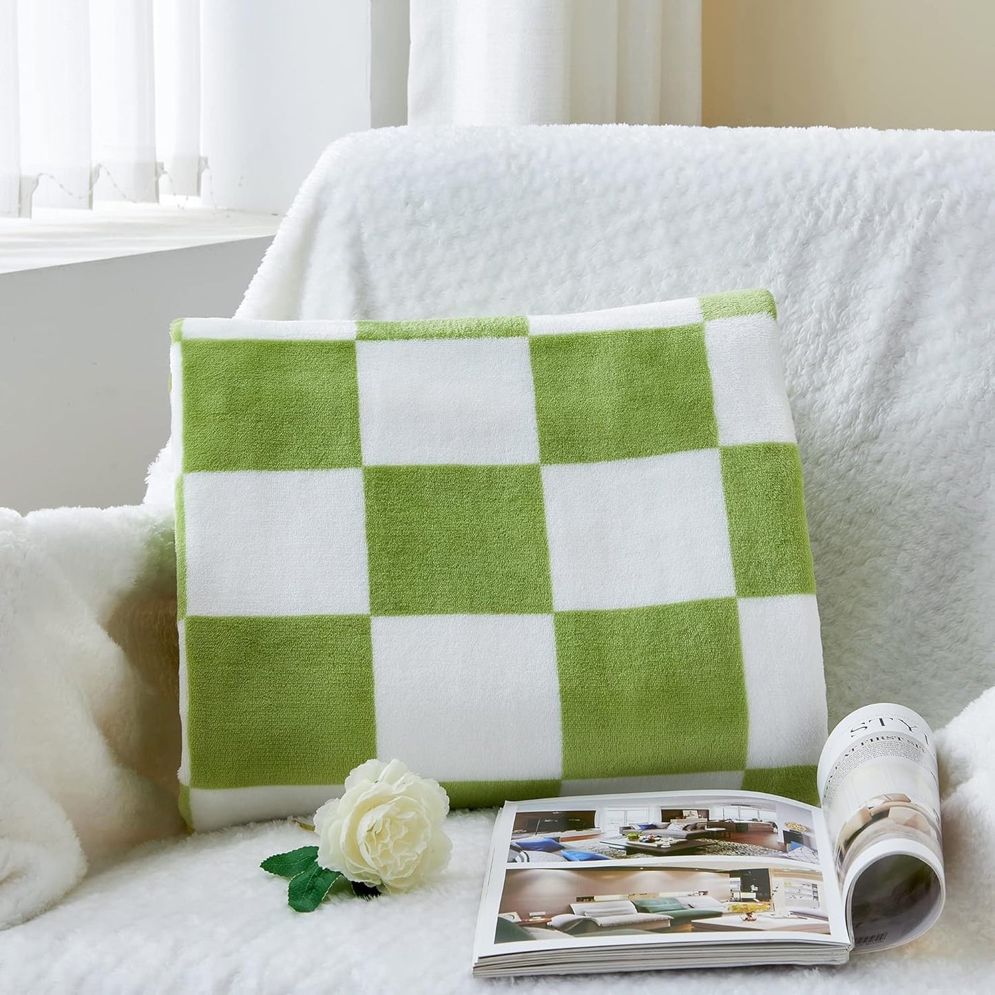 Checkered Throw Blanket for Couch, Soft & Cozy Fleece Flannel Blanket with Checkerboard Grid Home Decor, Checkered Green, 50X60 Inches