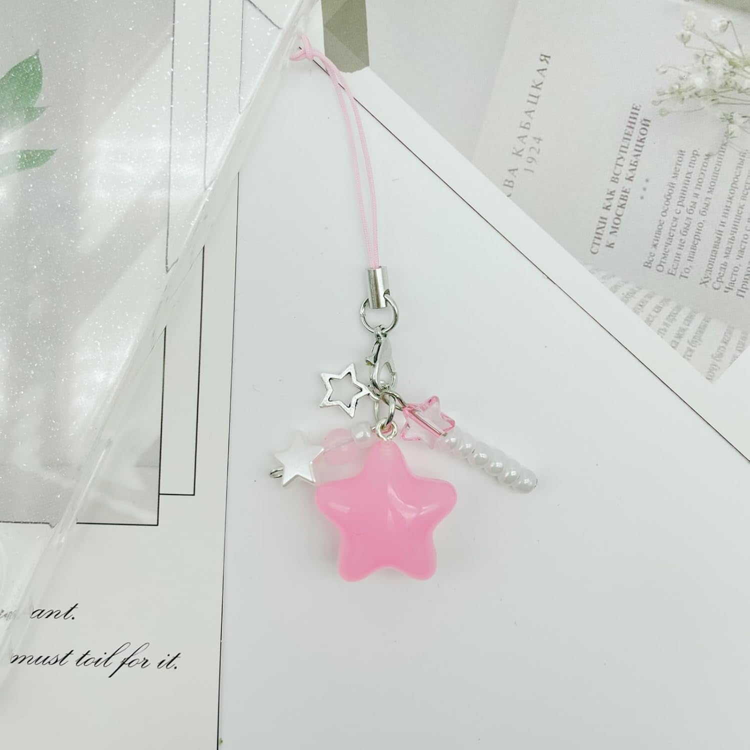 Star Phone Charm Cute Star Beaded Camera Charm Y2K Aesthetic Cell Phone Charms Camera Wrist Strap Chain Lanyard Accessories for Phone Bag Keychain Camera Pendants Decor