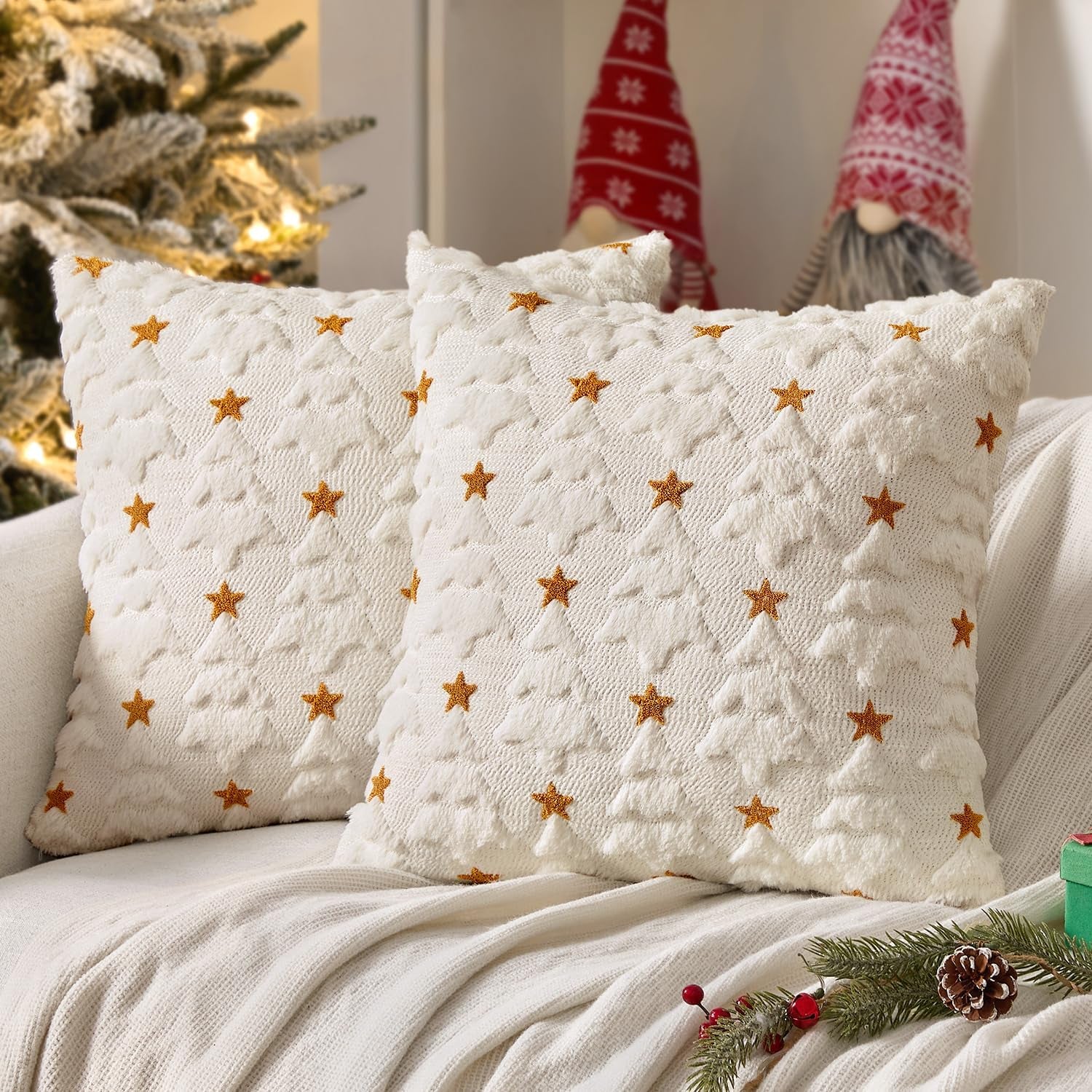 Christmas Pillow Covers 18X18 Inch Set of 2, Cream White Christmas Tree Plush Faux Fur Pillowcases Soft Decorative Throw Pillow Cases for Couch, Sofa Living Room Winter Xmas Holiday Home Decor
