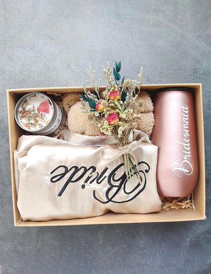 Mini Dried Flower Bouquet (Pack of 6), Rose Bouquets, Party Favours, Bohemian Plate Decoration, Birthday Cake Dried Flower Gift Box Companion, Photography Props (Rose)