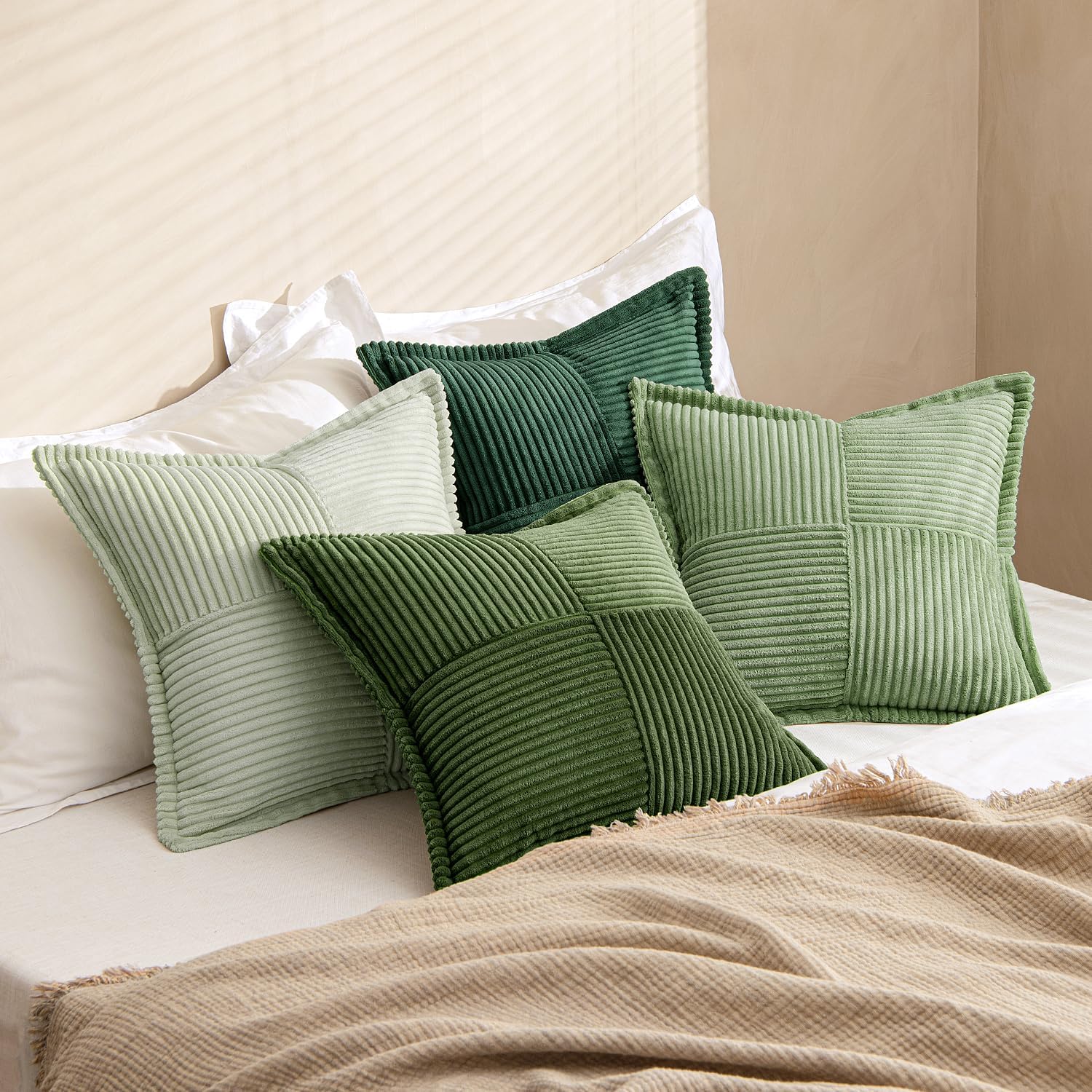 Christmas Green Decorative Throw Pillow Covers 18X18 Inch 4 Packs Soft Boho Farmhouse Pillow Cases Mordern Corduroy Patchwork Cushion Cases for Couch Sofa Bed Gradient Home Decor