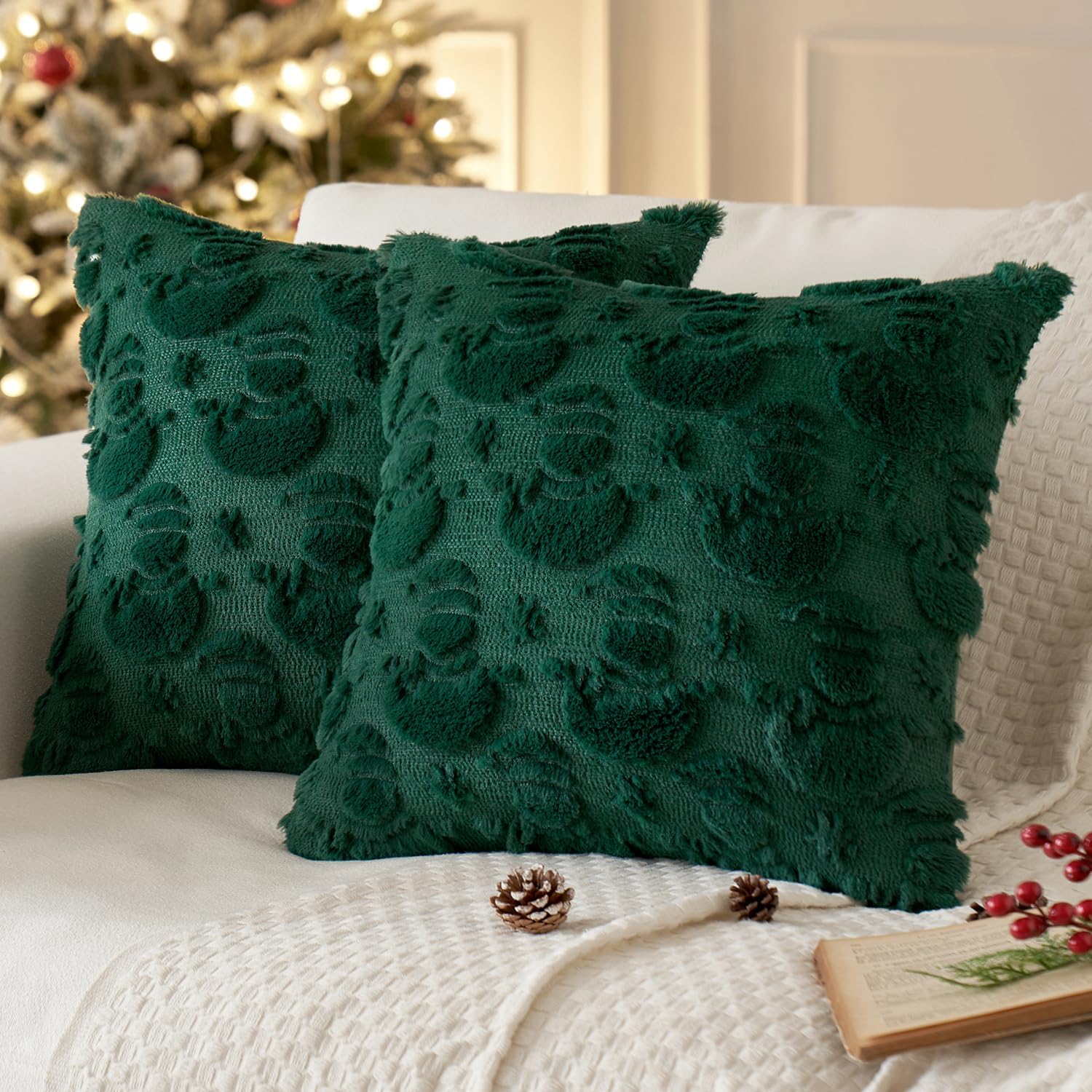 Christmas Pillow Covers 18X18 Inch Dark Green Winter Pillow Covers Set of 2 Decorative Festival Soft Fluffy Snowman Pillowcases for Home Decors Couch Sofa Livingroom Bed